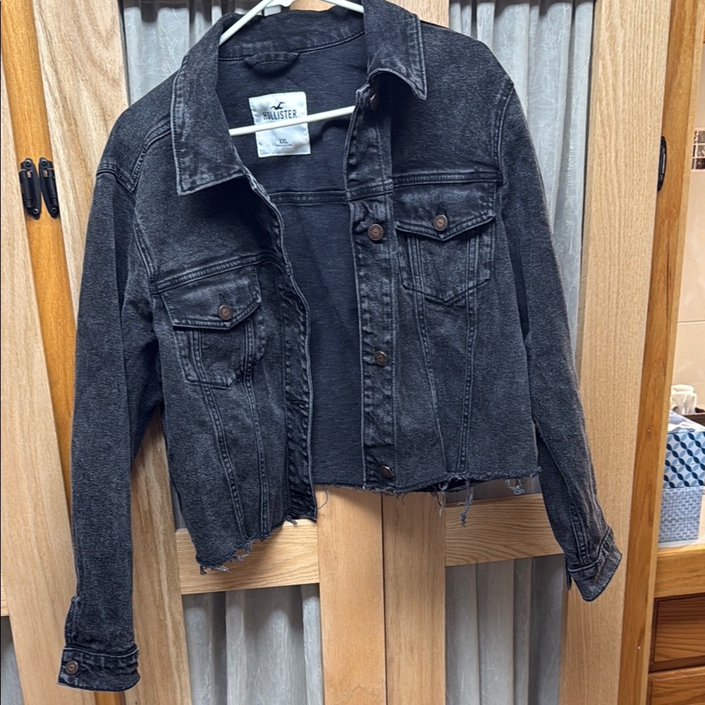 Hollister Women's Black Denim Jacket